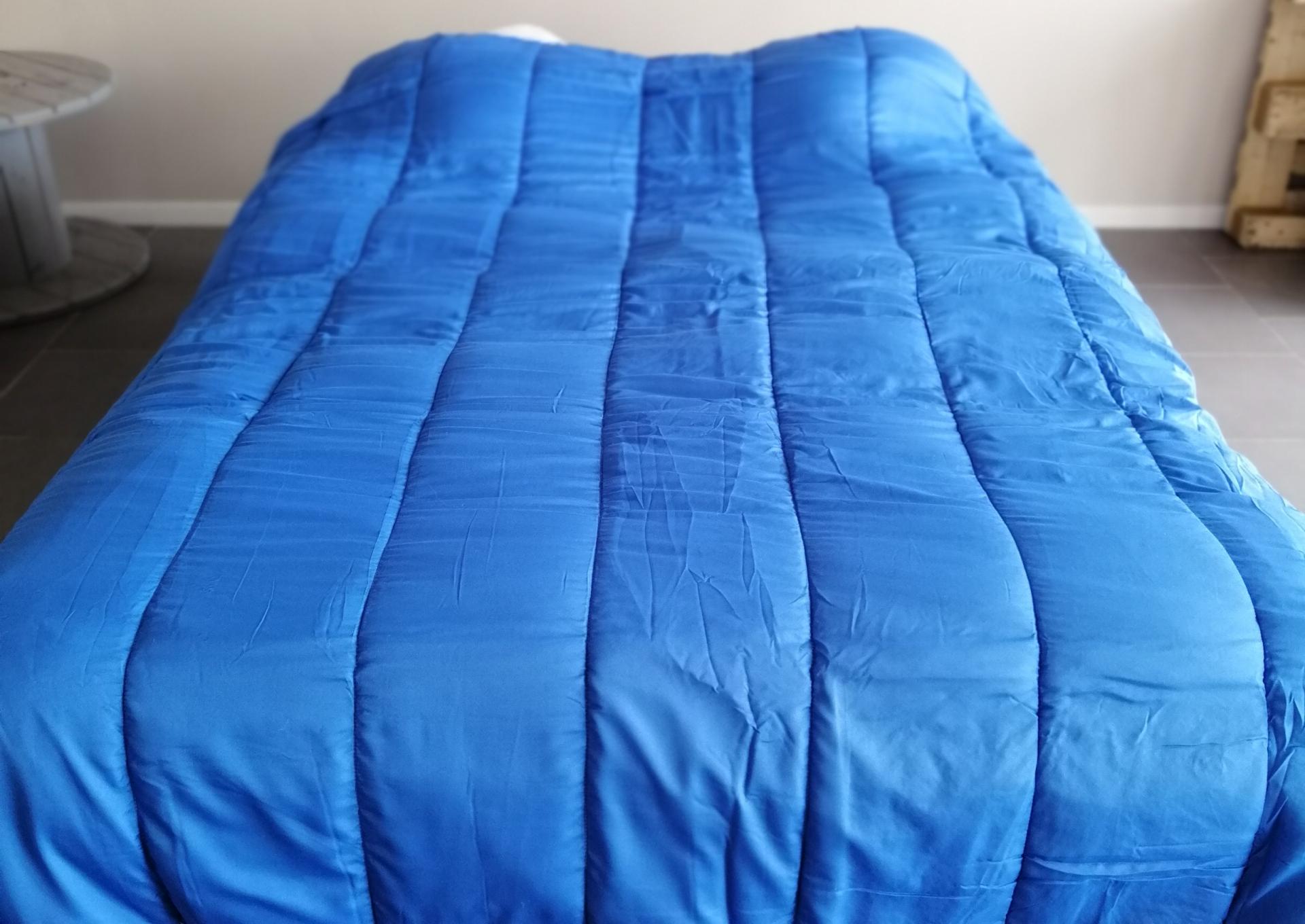 Bleu fonce